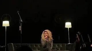 Sorry Would Go A Long Way Tori Kelly live in Orlando The Acoustic Sessions