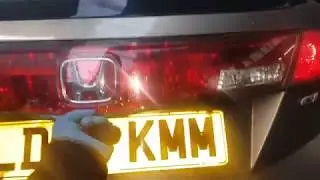 как заменить лампу подсветки номерного знака на Honda Civic 4K