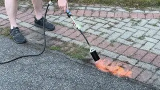 Как использовать пропановую горелку для борьбы с сорняками