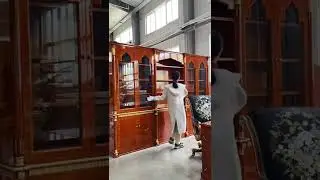 Like European furniture pay attention and let you!#winecabinet #european #europeandecor #factory