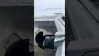 Boeing 737-200 Reverse Thrust