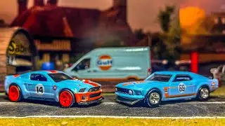 FORD MUSTANG BOSS 302 , HOT WHEELS PREMIUM (2-PACK) 1/64 SCALE MODELS
