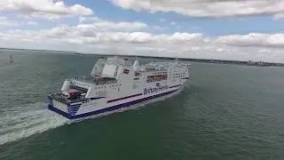 Insane Wind on Drone, Portsmouth French Ferry - DJI 4