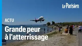 Un avion fr&ocirc;le de tr&egrave;s pr&egrave;s des touristes lors de son atterrissage en Gr&egrave;ce