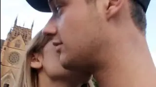 PICKING UP GIRLS IN PUBLIC WITH MAGIC!
