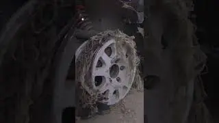 Tire completely destroys rally car 😱