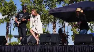 Twinkle and Rock Soul Radio - Sweet Child o' Mine - Live Siesta Beach 2016