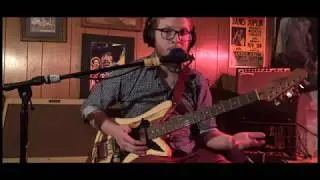 5 Things I Love about my DeMont Goldfinch Guitar