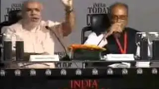 Angry Narendra Modi and Digvijay Singh fight-2011 ( 