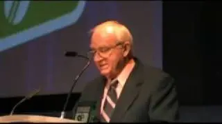 Dick Curtis accepts 2008 Crystal 