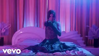 Alexia Rev - Let Me Go (don't)