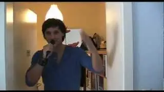 Marco Angelini zeigt dem Xpress seine Wohnung