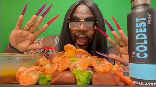 Eating A Seafood Boil With Extremely Long Nails Challenge By @StephLovesLove