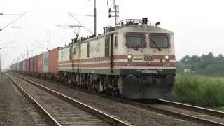 TWIN WAP-5 WITH CONCOR FRIEGHT TRAIN SKIP PAST THROUGH LC GATE AT MPS