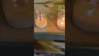 Testing soy wax candles with crackling wooden wicks