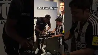 Shay Given and Shola Ameobi, wonderfull 1st day at Spore #nufc #football #legend