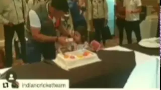 Ms Dhoni Cake Cutting Video With Indian Team