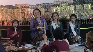 KLENENGAN PARA MAHASIWA KKN