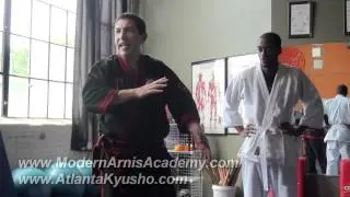 Modern Arnis Academy - (Clip 2) Ken Smith teaching at Atlanta Kyusho and Jujitsu
