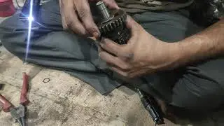 how to Yamaha  Crux r gear shaft fitting
