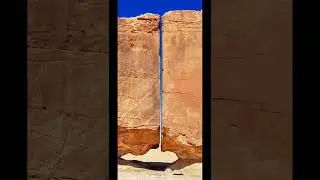Mysterious Alien👽 rock in Saudi Arabia