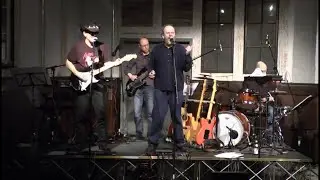 Schön braun (Mundartversion von Slow Down, bekannt durch die Beatles)