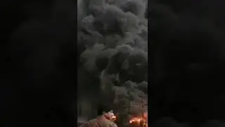 Warehouse on fire Accident #fire #accidentnews #saudiarabia #youtubeshorts #shots #shortsvideo