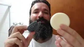 Umectação da Barba com Óleo de Rícino