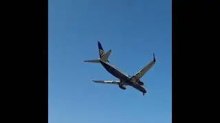 Кацащи и излитащи по писта 27🛬🛫