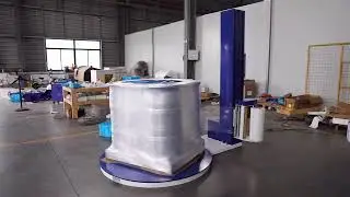 Automatic Pre-stretch wrapping machine for pallet packaging.