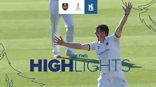 Will Young scores 72 on Bears debut | Surrey vs Warwickshire | Day Two Highlights