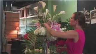 Wedding Floral Arrangements : How to Make a Tall Flower Arrangement