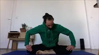 Posture archétypale en tailleur niveau 1