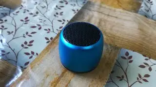 Coin Sized Mini Bluetooth speaker
