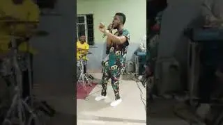 Min. Victorpraiz ministering