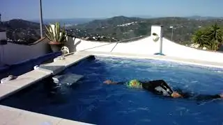 ChiliTri Endless Pool Wetsuit Swimming Technique