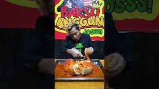 Mukbang bakso anggun josss! Terbesar