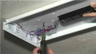 Electrical Help : How to Install a Light in the Kitchen