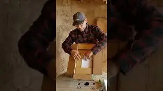 Schneider Conext 60 amp 150 volt charge controller unboxing