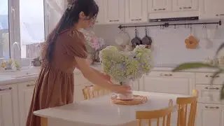 Simple Life in the Countryside | DIY Wooden Shelf | Embroidering and Sewing | Making Scones