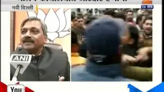New Delhi : Satish Upadhyay Suppoters Hungama Against Kiran Bedi  At Delhi BJP Office