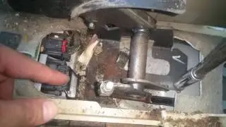 Replacing Emergency brake handle parking brake Mazda 3 2004-2009