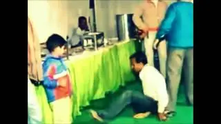 Moros bailando Hardcore motivados.