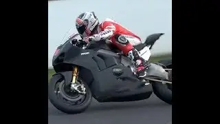 Ducati Panigale V4R SBK Pirro Brands Hatch