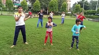 learning some basic self defense  moves