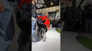 Auto Expo 2025 Sports Bikes, Super Cars porsche, Bmw, Tata