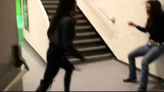 Gail Kim Interupts Tara's London Site-Seeing