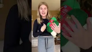 Starting the Hobbii Christmas Challenge!🎄🧶🤗 #Shorts #ChristmasWithHobbiiYT #sponsored