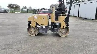 Compacteur de sol &agrave; 2 billes Caterpillar CB214E