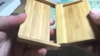 Rerii Bamboo Business Card Holder